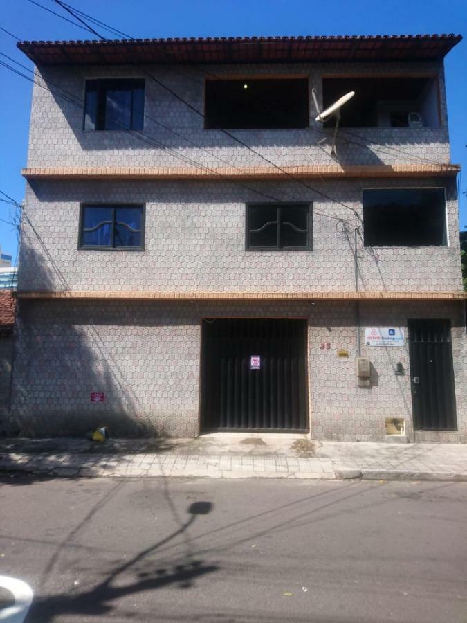 Regi House Hostel Vitoria Exterior photo